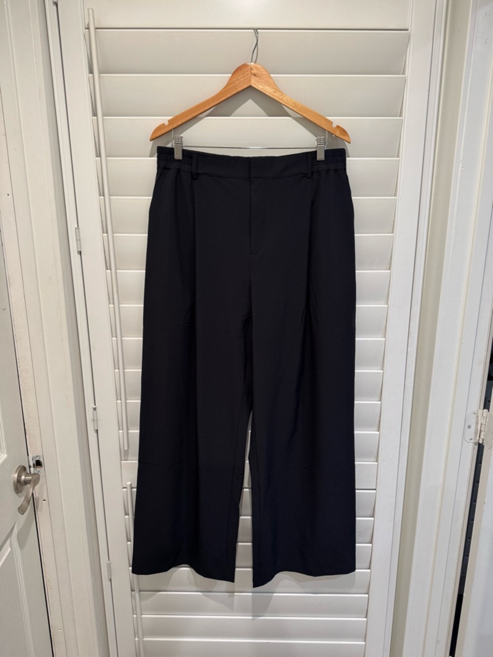 ALO Yoga Black High- Waist Pursuit Trousers ( Regular )